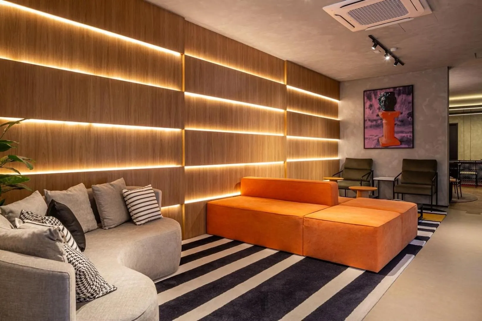 شقة Estudios Ao Lado Do Shopping Ibirapuera, Metro E Aeroporto ساو باولو